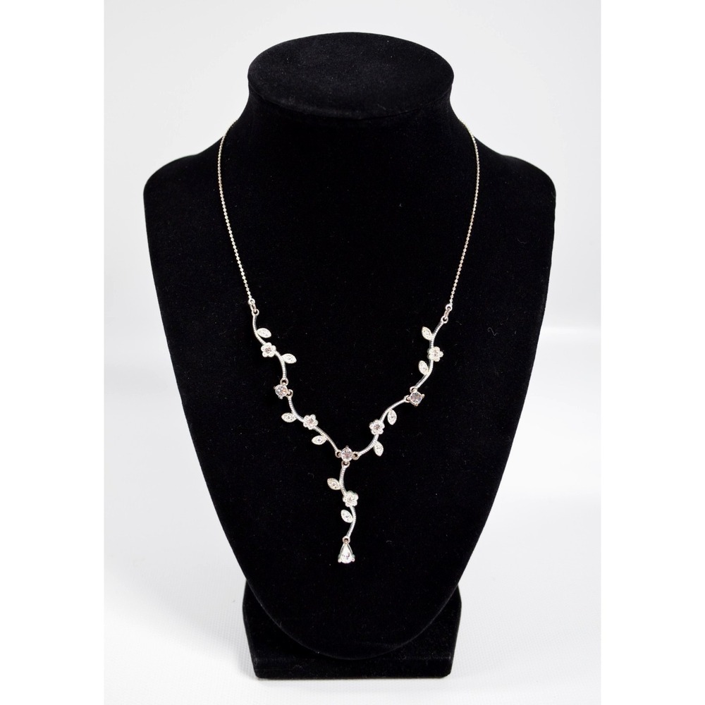 Vintage Avon Silver Tone Lariat Y-Drop Necklace Clear Rhinestonesā 18" Pretty